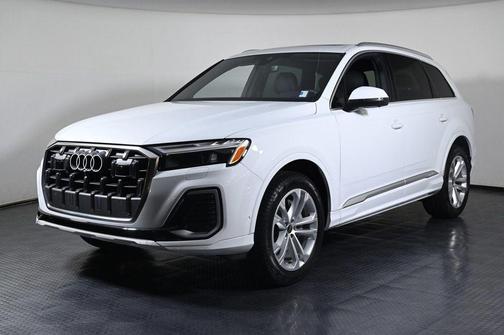 2026 Audi Q7 55 Premium