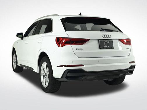 2025 Audi Q3 45 S line Premium