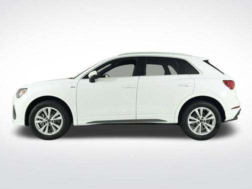 2025 Audi Q3 45 S line Premium