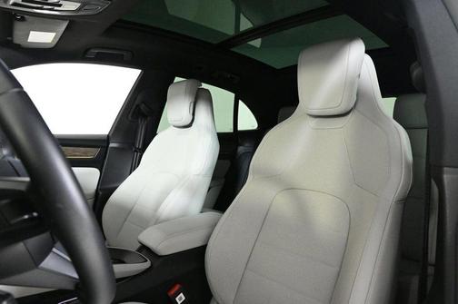2024 Porsche Macan 4