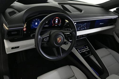 2024 Porsche Macan 4