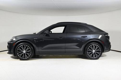 2024 Porsche Macan 4