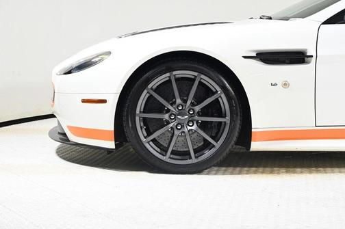 2017 Aston Martin V12 Vantage S Base
