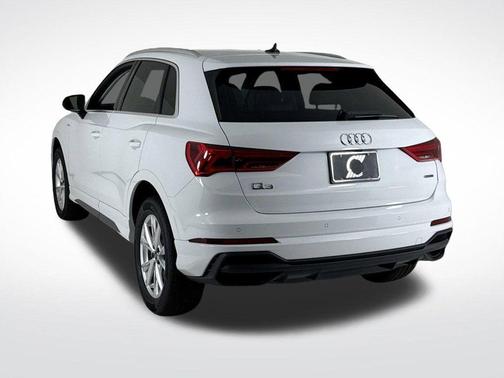 2025 Audi Q3 45 S line Premium