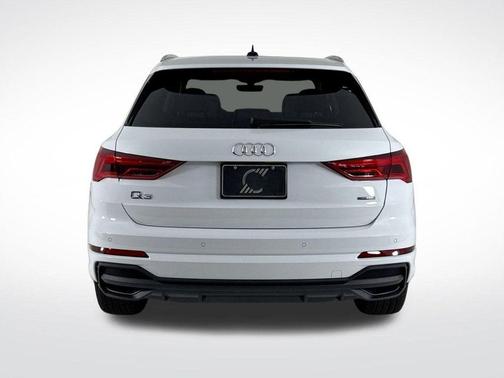 2025 Audi Q3 45 S line Premium