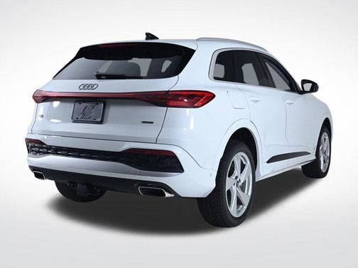 2025 Audi Q5 2.0T quattro Premium