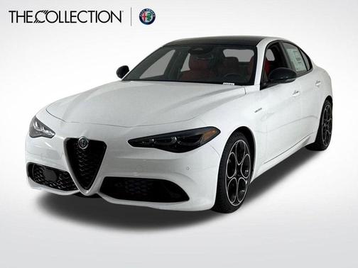 2025 Alfa Romeo Giulia Base