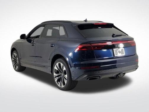 2025 Audi Q8 Premium Plus