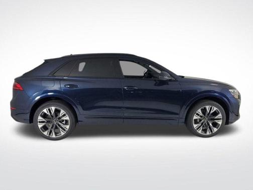 2025 Audi Q8 Premium Plus