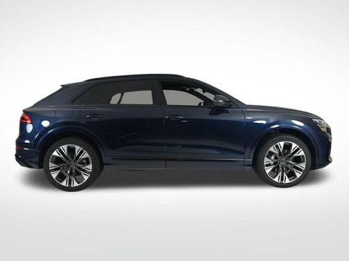 2025 Audi Q8 Premium Plus