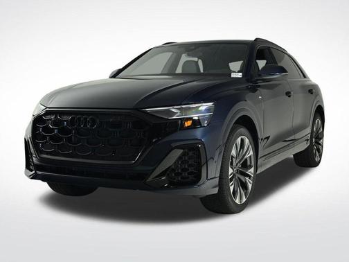 2025 Audi Q8 Premium Plus