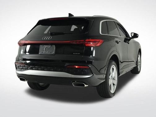 2025 Audi Q5 2.0T quattro Premium