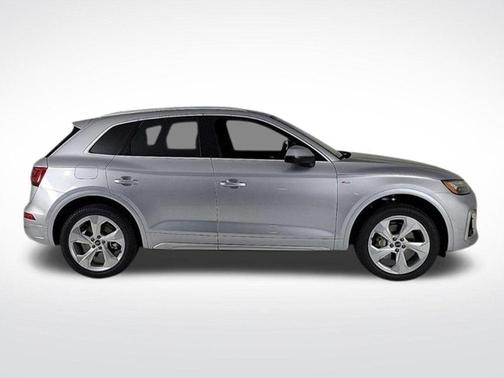 2025 Audi Q5 45 S line quattro Premium