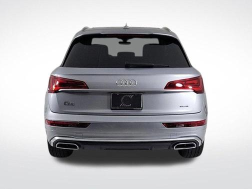 2025 Audi Q5 45 S line quattro Premium