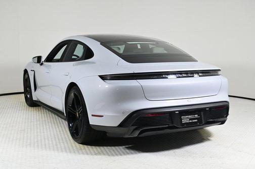 2021 Porsche Taycan Turbo S