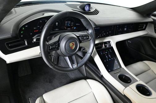 2021 Porsche Taycan Turbo S