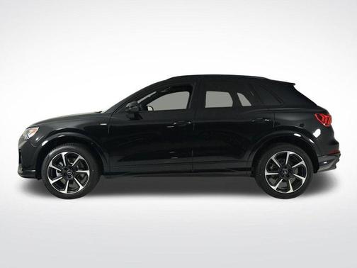 2025 Audi Q3 45 S line Premium