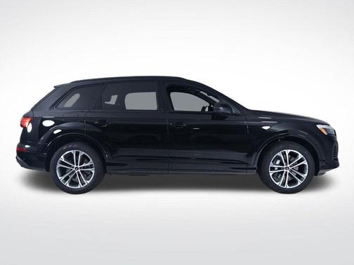 2026 Audi Q7 PLUS