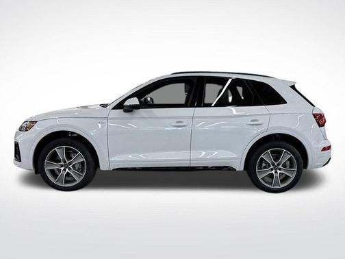 2025 Audi Q5 45 S line quattro Premium