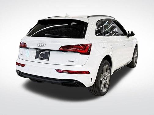 2025 Audi Q5 45 S line quattro Premium