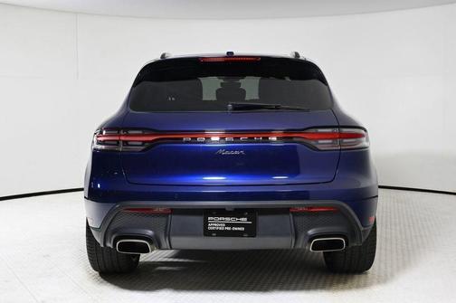 2022 Porsche Macan Base