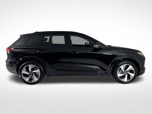 2025 Audi Q6 e-tron Premium