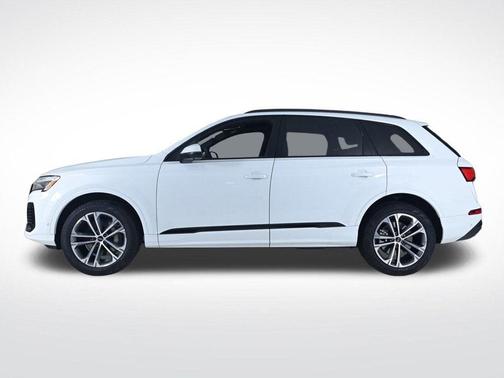 2026 Audi Q7 55 Premium