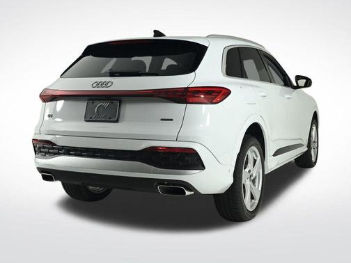 2025 Audi Q5 2.0T quattro Premium