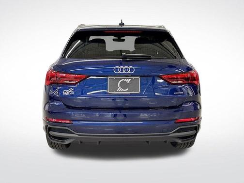2025 Audi Q3 45 S line Premium