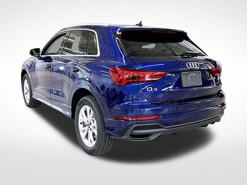 2025 Audi Q3 45 S line Premium