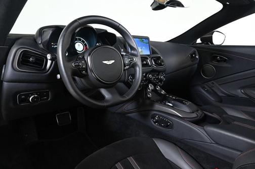 2023 Aston Martin Vantage 