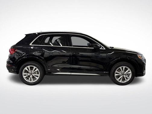 2025 Audi Q3 45 S line Premium