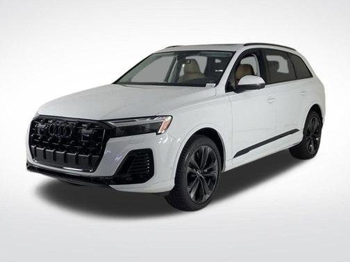 2025 Audi Q7 55 Premium Plus