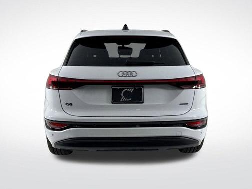 2025 Audi Q6 e-tron Premium
