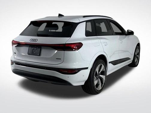 2025 Audi Q6 e-tron Premium