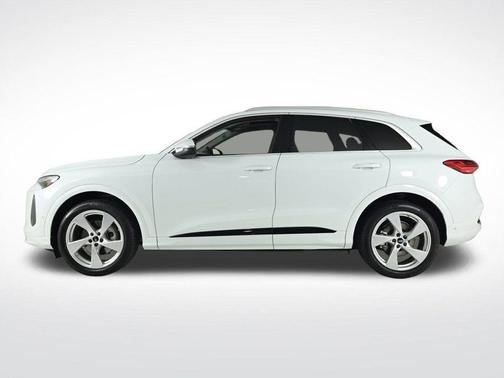 2025 Audi Q5 2.0T quattro Premium