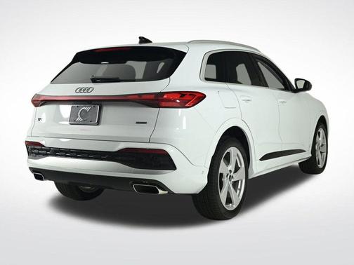 2025 Audi Q5 2.0T quattro Premium