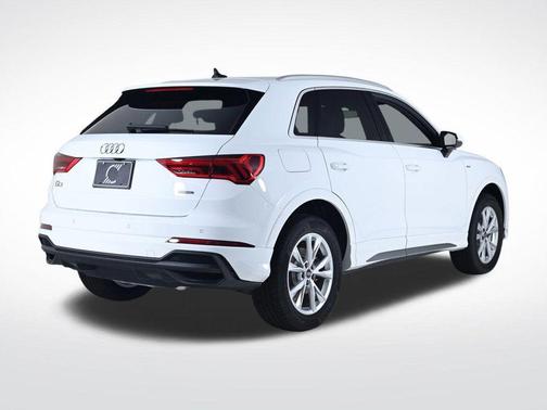 2025 Audi Q3 45 S line Premium