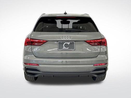 2025 Audi Q3 45 S line Premium