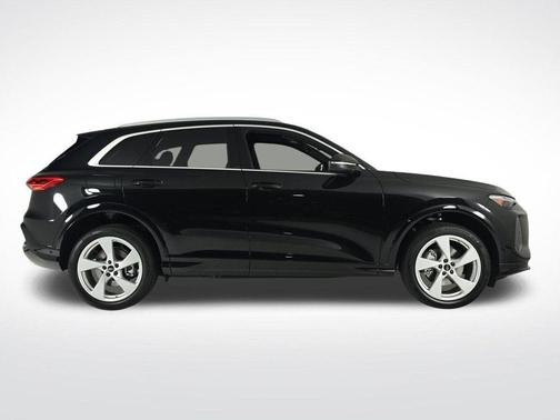 2025 Audi Q5 2.0T quattro Premium