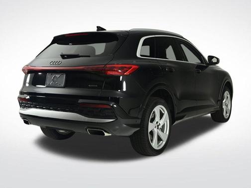 2025 Audi Q5 2.0T quattro Premium