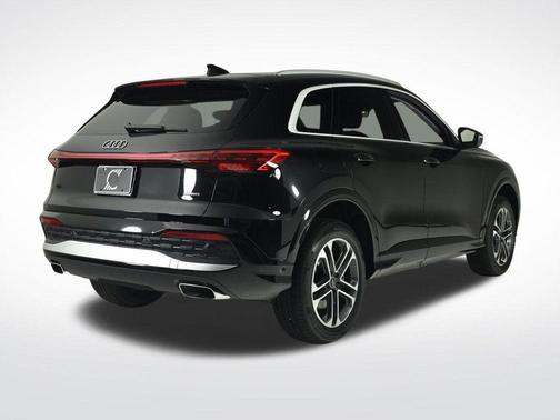 2025 Audi Q5 2.0T quattro Premium