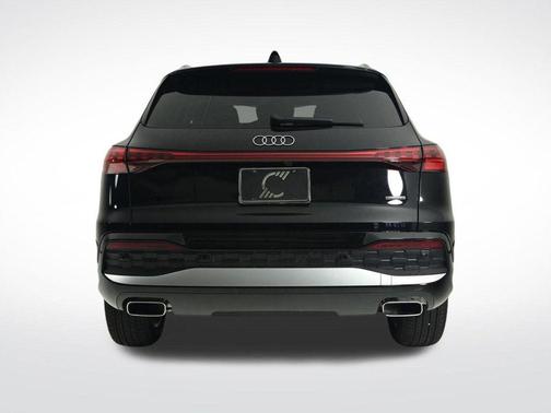 2025 Audi Q5 2.0T quattro Premium