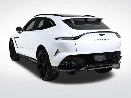 2025 Aston Martin DBX 707
