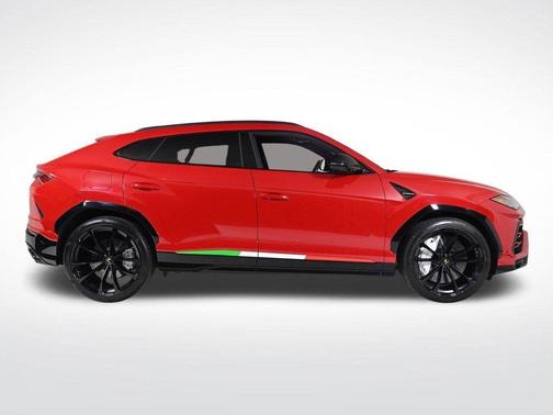 2020 Lamborghini Urus Base