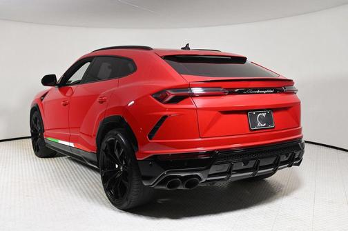2020 Lamborghini Urus Base