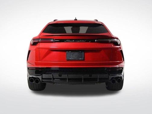 2020 Lamborghini Urus Base