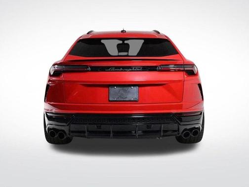 2020 Lamborghini Urus Base