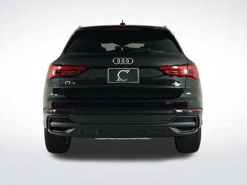 2025 Audi Q3 45 S line Premium
