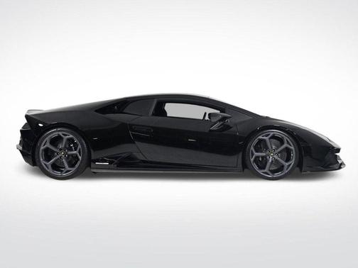 2020 Lamborghini Huracan EVO Base